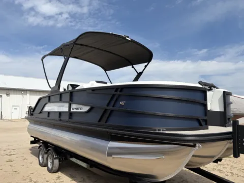More photos of 2027 EVOTTI 500 SERIES 521 QL TRIPLE 200HP BUNK TRAILER DEMO at McLaughlin's RV & Marine - Detroit Lakes, MN