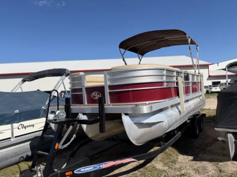 Unknown 2020 MONTEGO BAY 8522ST TRIPLE TOON 150HP BUNK TRAILER for sale in Detroit Lakes, MN