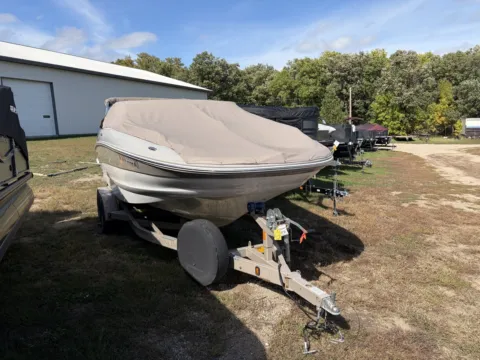 Another view of 2009 CROWNLINE 220 EX for sale in Detroit Lakes, MN at McLaughlin's RV & Marine - Detroit Lakes