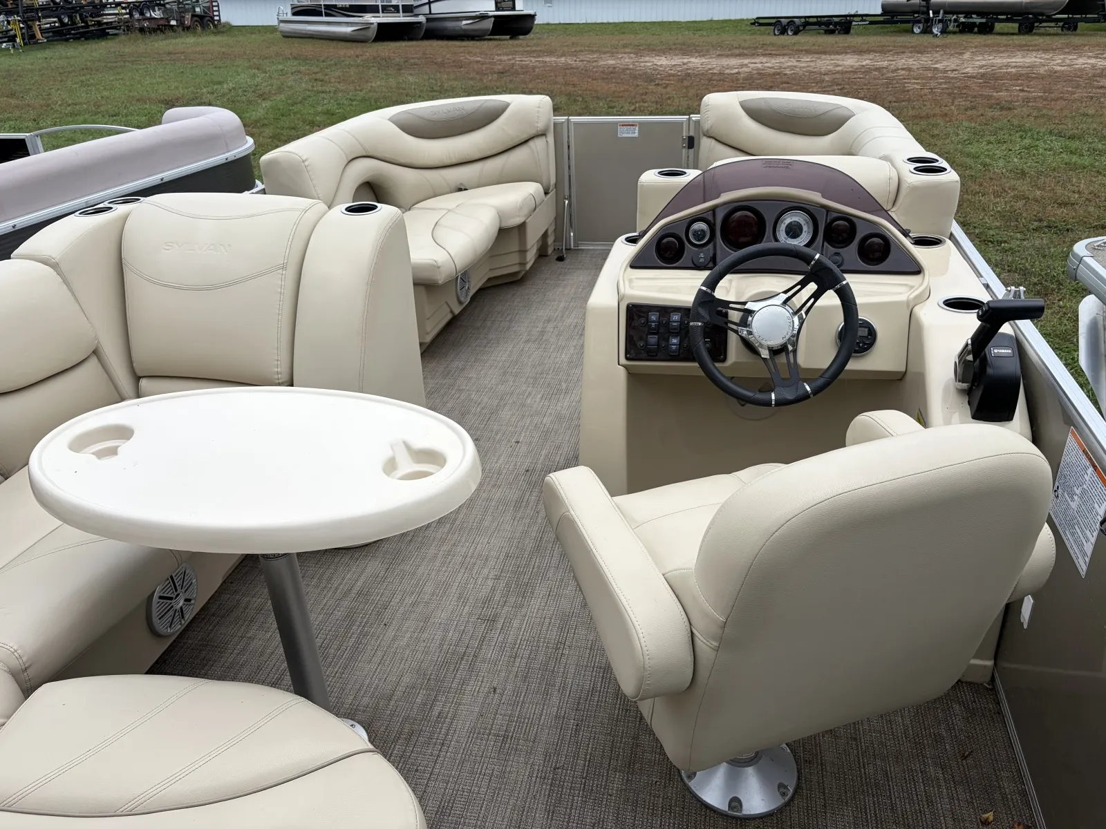 Another view of 2019 SYLVAN MIRAGE 820 CRUISE 40HP for sale in Detroit Lakes, MN at McLaughlin's RV & Marine - Detroit Lakes