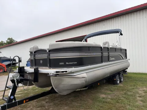 Unknown 2014 PREMIER SUNSATION 220 PTX TRIPLE 150HP TRAILER for sale in Detroit Lakes, MN