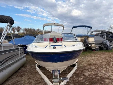 Photos of 2006 BAYLINER 185 BR 3.0L for sale in Detroit Lakes, MN at McLaughlin's RV & Marine - Detroit Lakes