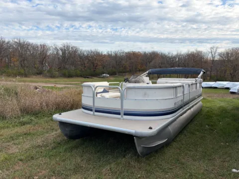 Unknown 2005 MISTY HARBOR 2080 CR 40HP for sale in Detroit Lakes, MN