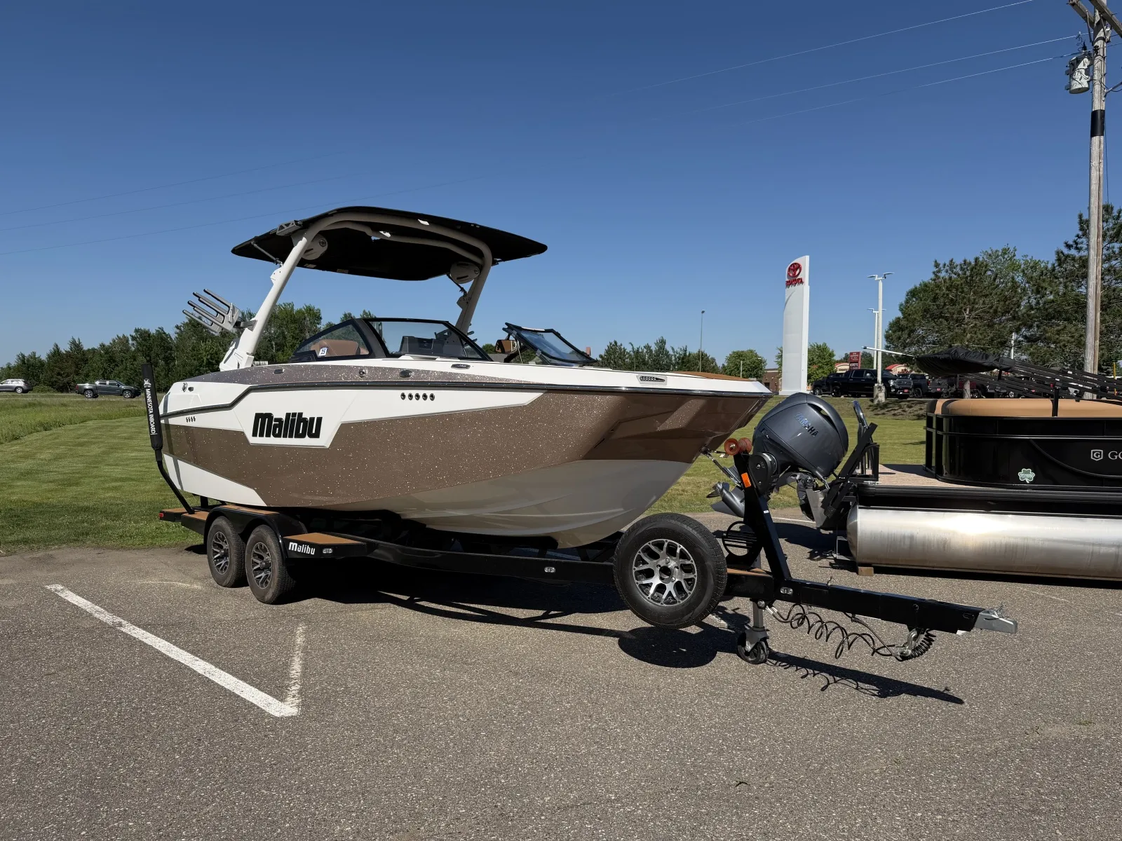 Another view of 2022 MALIBU M220 for sale in Brainerd, MN at McLaughlin's RV & Marine - Brainerd