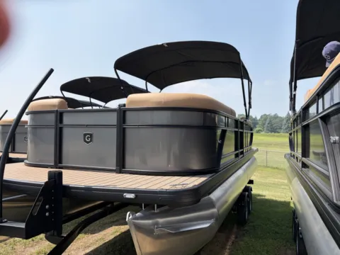 More photos of 2027 GODFREY XPERIENCE 2286 SBX 115HP BUNK TRAILER at McLaughlin's RV & Marine - Brainerd, MN
