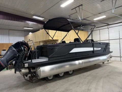 More photos of 2027 EVOTTI 500 SERIES 521QL TRIPLE 200HP VMAX BUNK TRAILER at McLaughlin's RV & Marine - Brainerd, MN