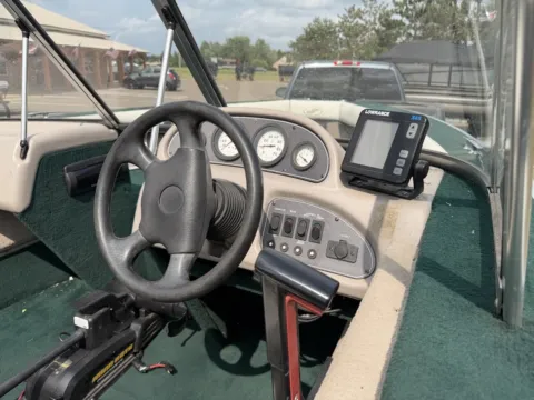 More photos of 1998 STARCRAFT 170 115HP at McLaughlin's RV & Marine - Brainerd, MN