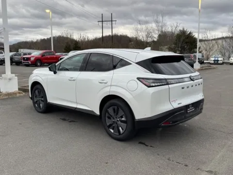 More photos of 2025 Nissan Murano SL at Johnson City Nissan, TN