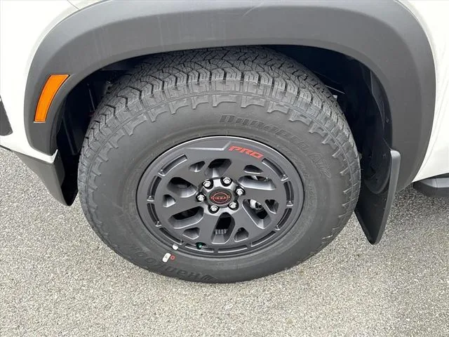 2025 Nissan Frontier PRO-X - Photo 19