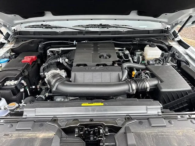 2025 Nissan Frontier PRO-X - Photo 18