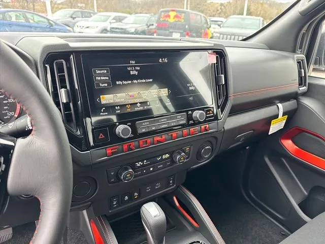 2025 Nissan Frontier PRO-X - Photo 16