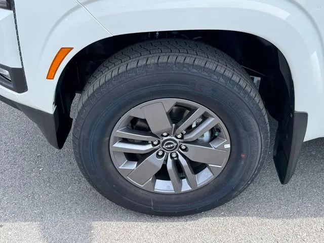 2025 Nissan Frontier SV - Photo 21