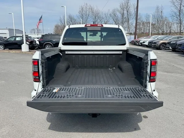 2025 Nissan Frontier SV - Photo 22