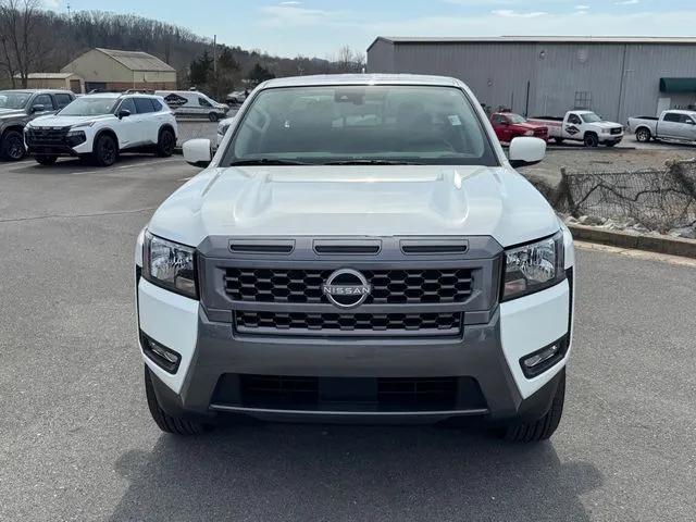 2025 Nissan Frontier SV - Photo 10