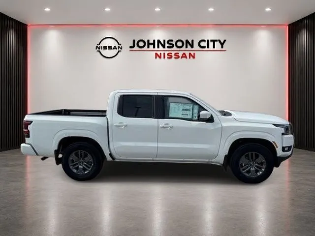 2025 Nissan Frontier SV - Photo 3