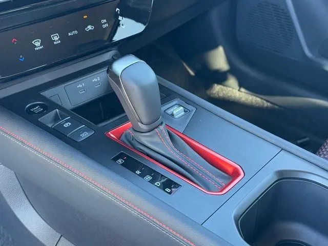 2026 Nissan KICKS SR AWD - Photo 14