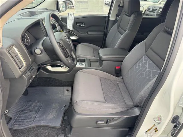 2026 Nissan Frontier SV - Photo 10