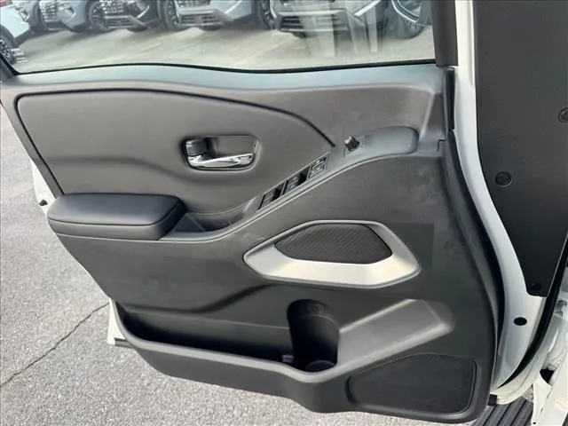2026 Nissan Frontier SV - Photo 14