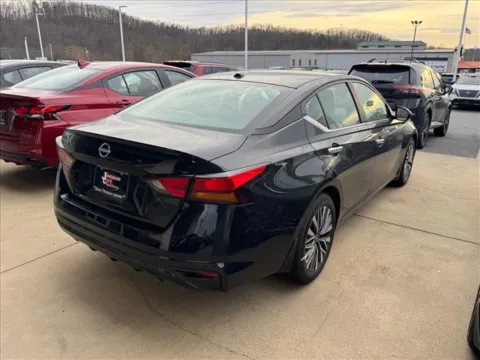 Another view of 2025 Nissan Altima 2.5 SV for sale in Johnson City, TN at Johnson City Nissan