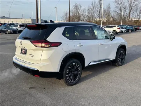 More photos of 2026 Nissan Rogue Platinum at Johnson City Nissan, TN