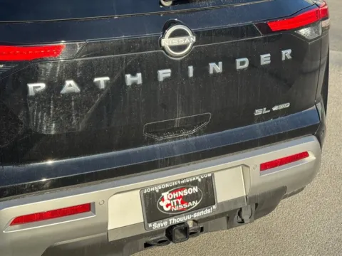 More photos of 2023 Nissan Pathfinder SL at Johnson City Nissan, TN