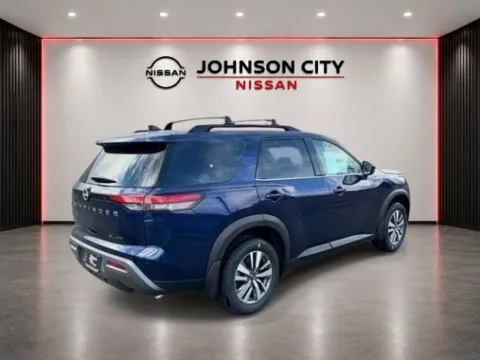 More photos of 2026 Nissan Pathfinder SL at Johnson City Nissan, TN