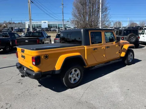Another view of 2021 Jeep Gladiator Sport for sale in Johnson City, TN at Johnson City Nissan