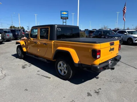 More photos of 2021 Jeep Gladiator Sport at Johnson City Nissan, TN