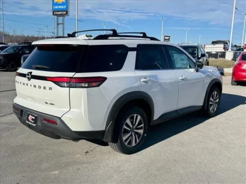 More photos of 2026 Nissan Pathfinder SL at Johnson City Nissan, TN