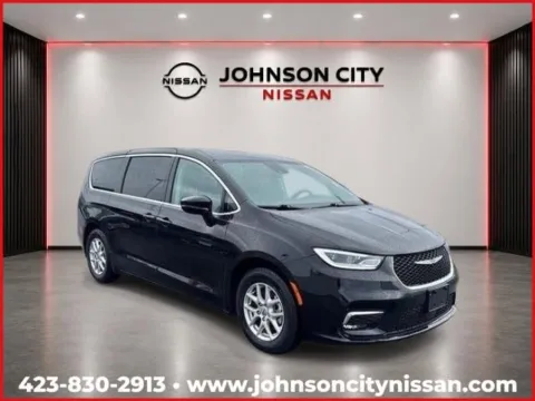 Black 2024 Chrysler Pacifica Touring L for sale in Johnson City, TN