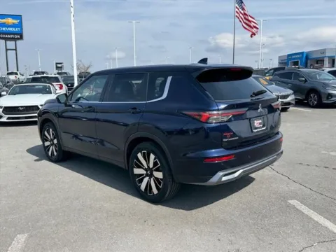 More photos of 2025 Mitsubishi Outlander SE at Johnson City Nissan, TN