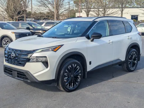 More photos of 2026 Nissan Rogue Dark Armor at Johnson City Nissan, TN