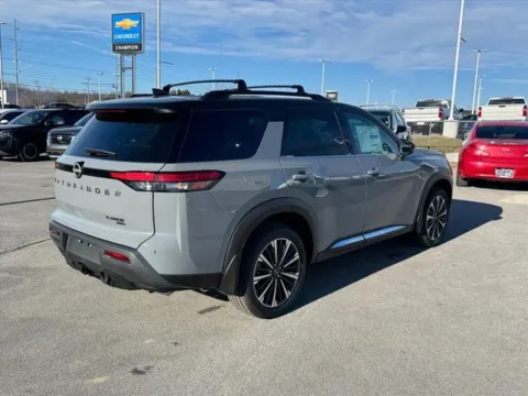 More photos of 2026 Nissan Pathfinder Platinum at Johnson City Nissan, TN