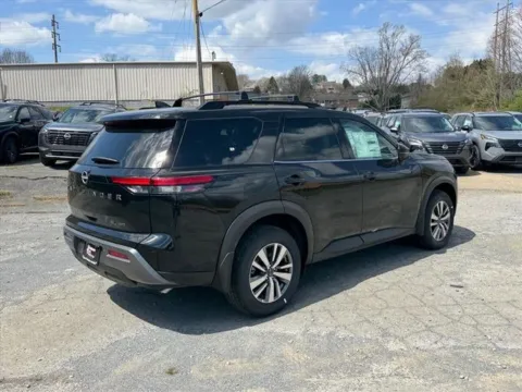 More photos of 2026 Nissan Pathfinder SL at Johnson City Nissan, TN
