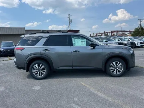 Another view of 2026 Nissan Pathfinder SL for sale in Johnson City, TN at Johnson City Nissan