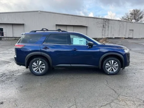 Another view of 2026 Nissan Pathfinder SL for sale in Johnson City, TN at Johnson City Nissan