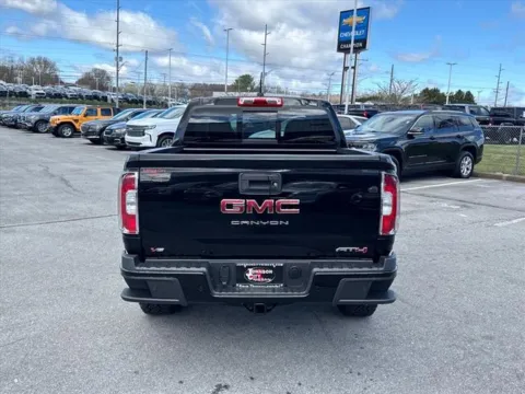 More photos of 2022 GMC Canyon AT4 w/Cloth at Johnson City Nissan, TN