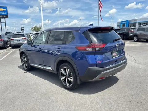 More photos of 2023 Nissan Rogue SL at Johnson City Nissan, TN