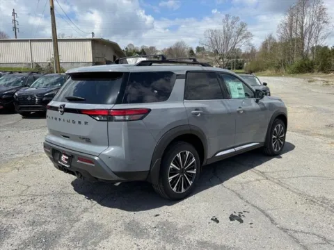 More photos of 2026 Nissan Pathfinder Platinum at Johnson City Nissan, TN