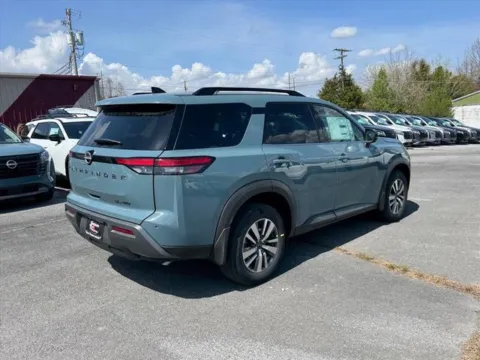 More photos of 2026 Nissan Pathfinder SL at Johnson City Nissan, TN
