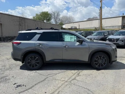 Another view of 2026 Nissan Pathfinder SL for sale in Johnson City, TN at Johnson City Nissan