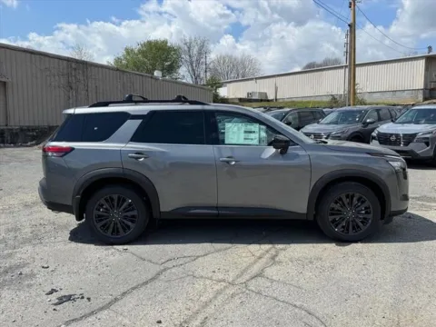 Another view of 2026 Nissan Pathfinder SL for sale in Johnson City, TN at Johnson City Nissan