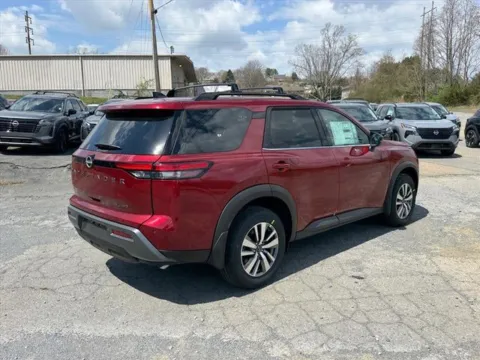 More photos of 2026 Nissan Pathfinder SL at Johnson City Nissan, TN