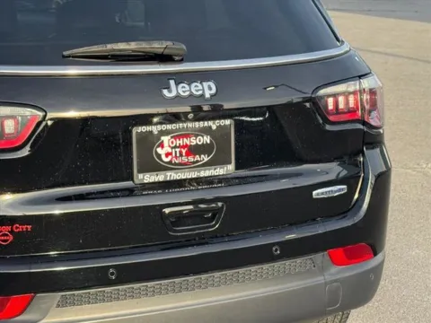 More photos of 2020 Jeep Compass Latitude at Johnson City Nissan, TN