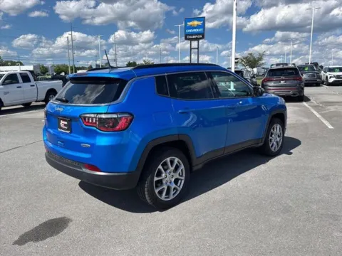 Another view of 2022 Jeep Compass Latitude Lux for sale in Johnson City, TN at Johnson City Nissan