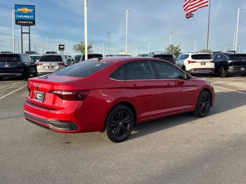 Another view of 2024 Volkswagen Jetta 1.5T SE for sale in Johnson City, TN at Johnson City Nissan