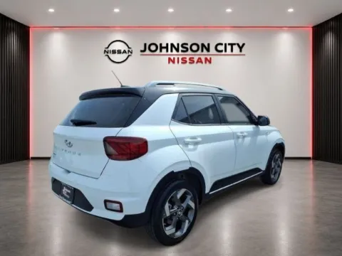More photos of 2024 Hyundai Venue Limited at Johnson City Nissan, TN
