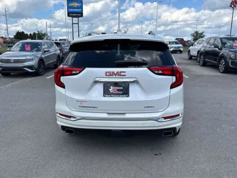 More photos of 2020 GMC Terrain Denali at Johnson City Nissan, TN