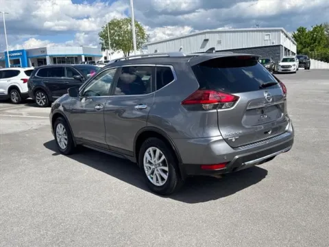 More photos of 2020 Nissan Rogue SV at Johnson City Nissan, TN