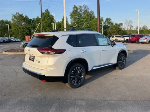 More photos of 2026 Nissan Rogue Platinum at Johnson City Nissan, TN